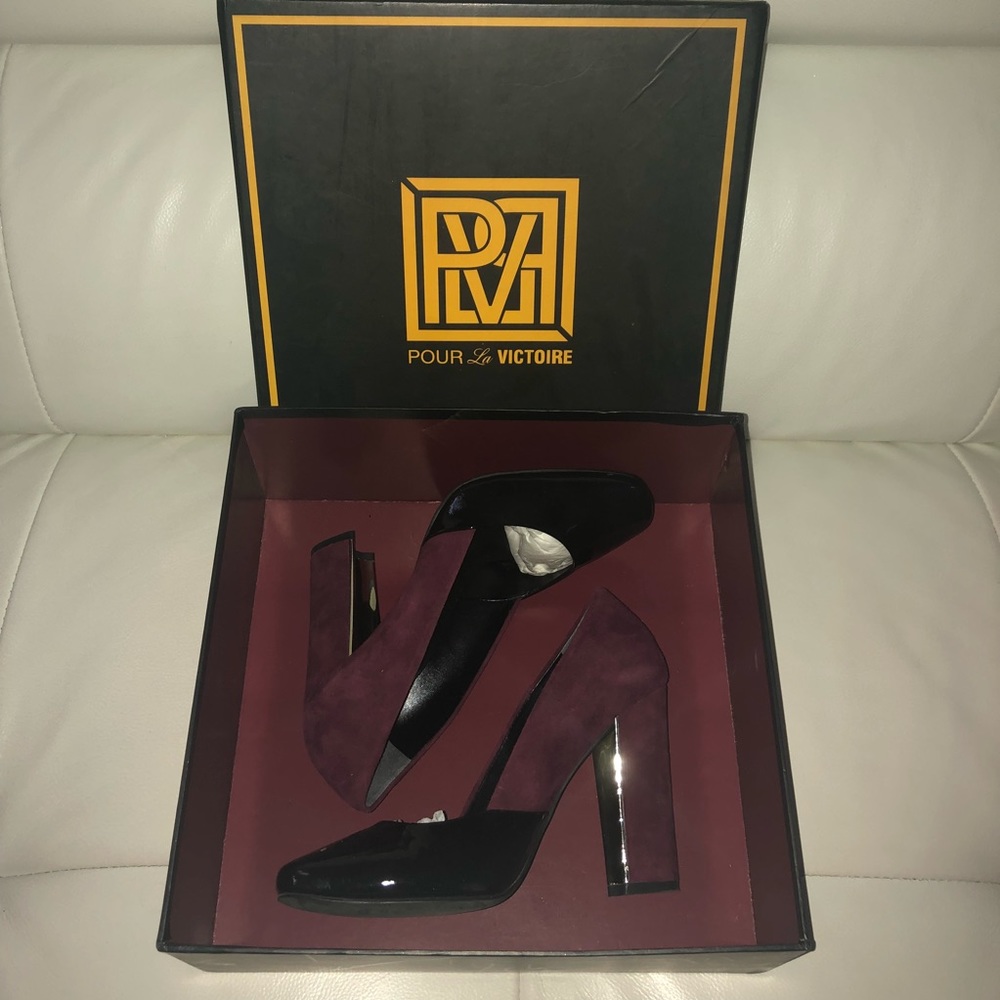 Pour La Victoire Heels